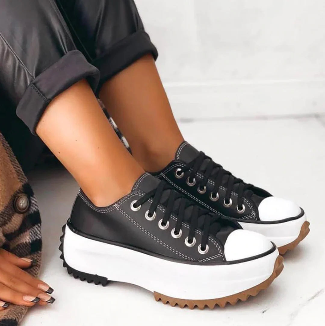 Freya™ Trainers – Orthopaedic comfort