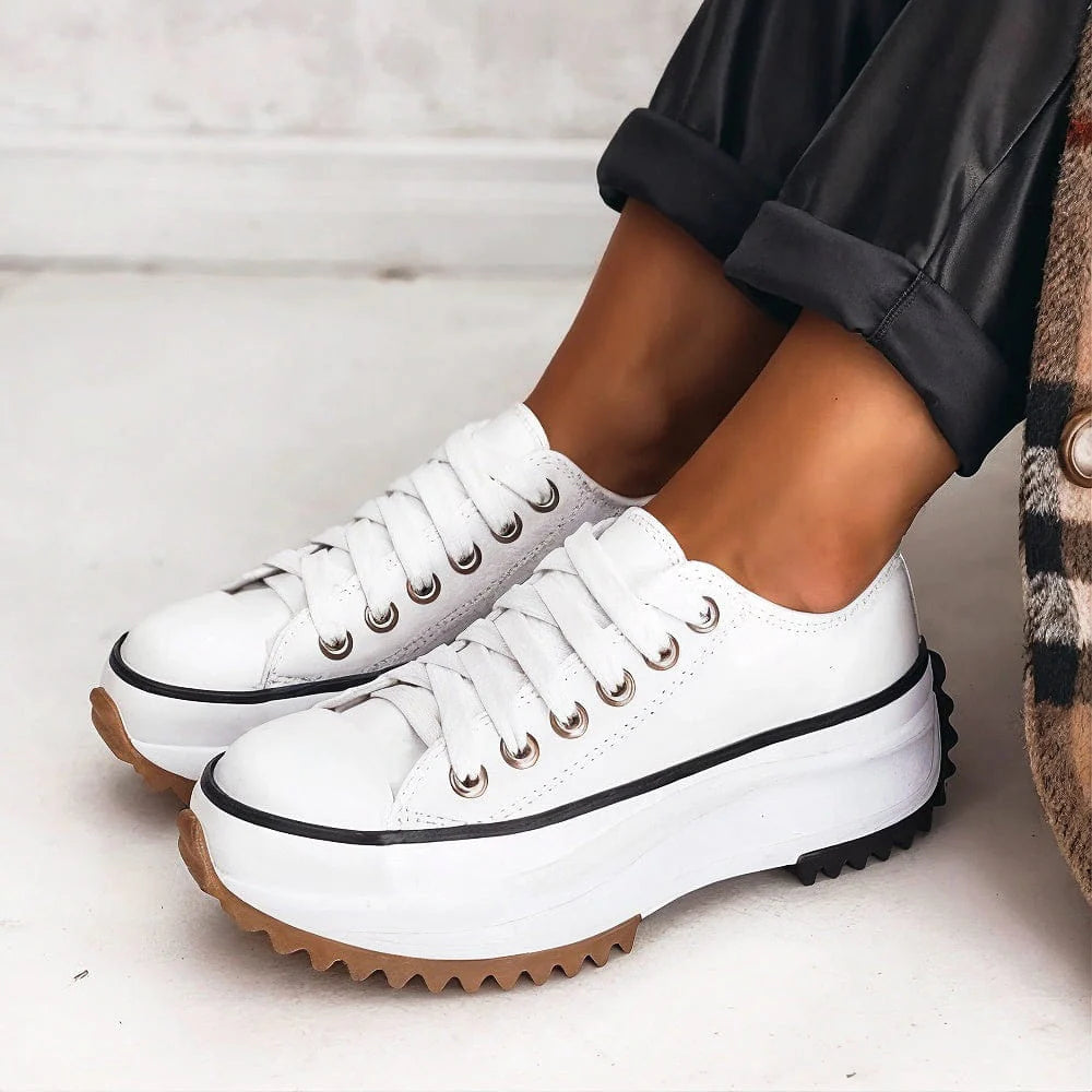 Freya™ Trainers – Orthopaedic comfort